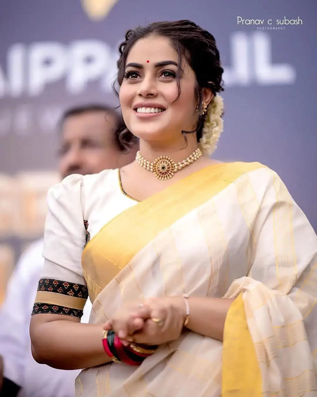 Malayalam Girl Shamna Kasim In Beautiful Jewellery White Saree